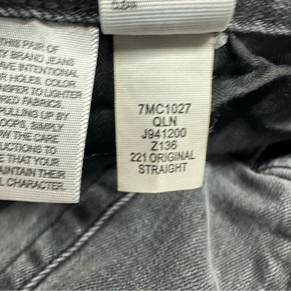 Lucky Brand 221 Original Straight Men’s size 40 x 31” Jeans Washed Black - Picture 10 of 14